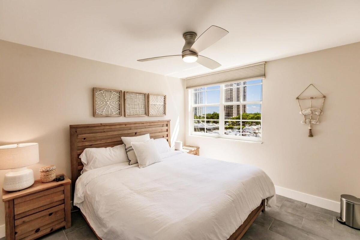 Uhost Ai - 3B Gem W Golf & Intracoastal Views Miami Bagian luar foto