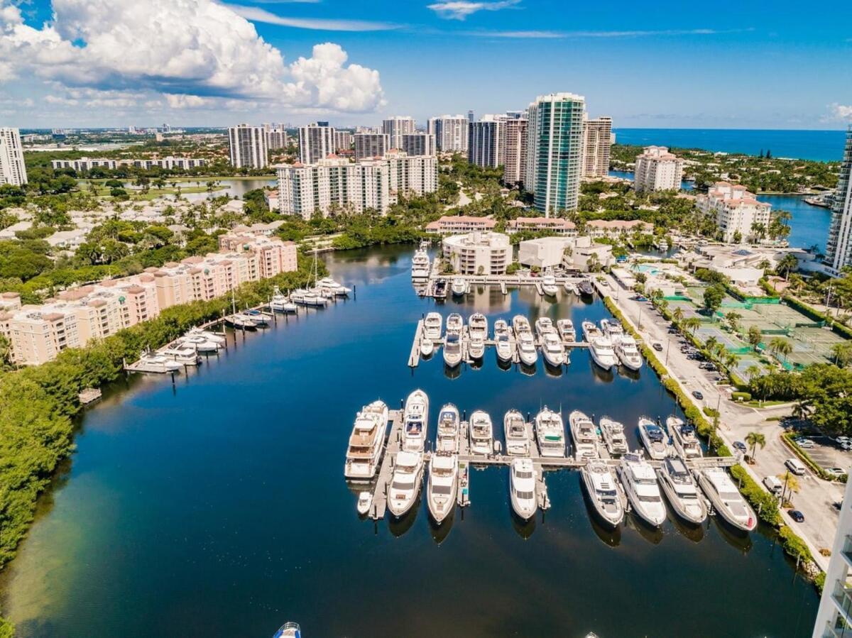 Uhost Ai - 3B Gem W Golf & Intracoastal Views Miami Bagian luar foto